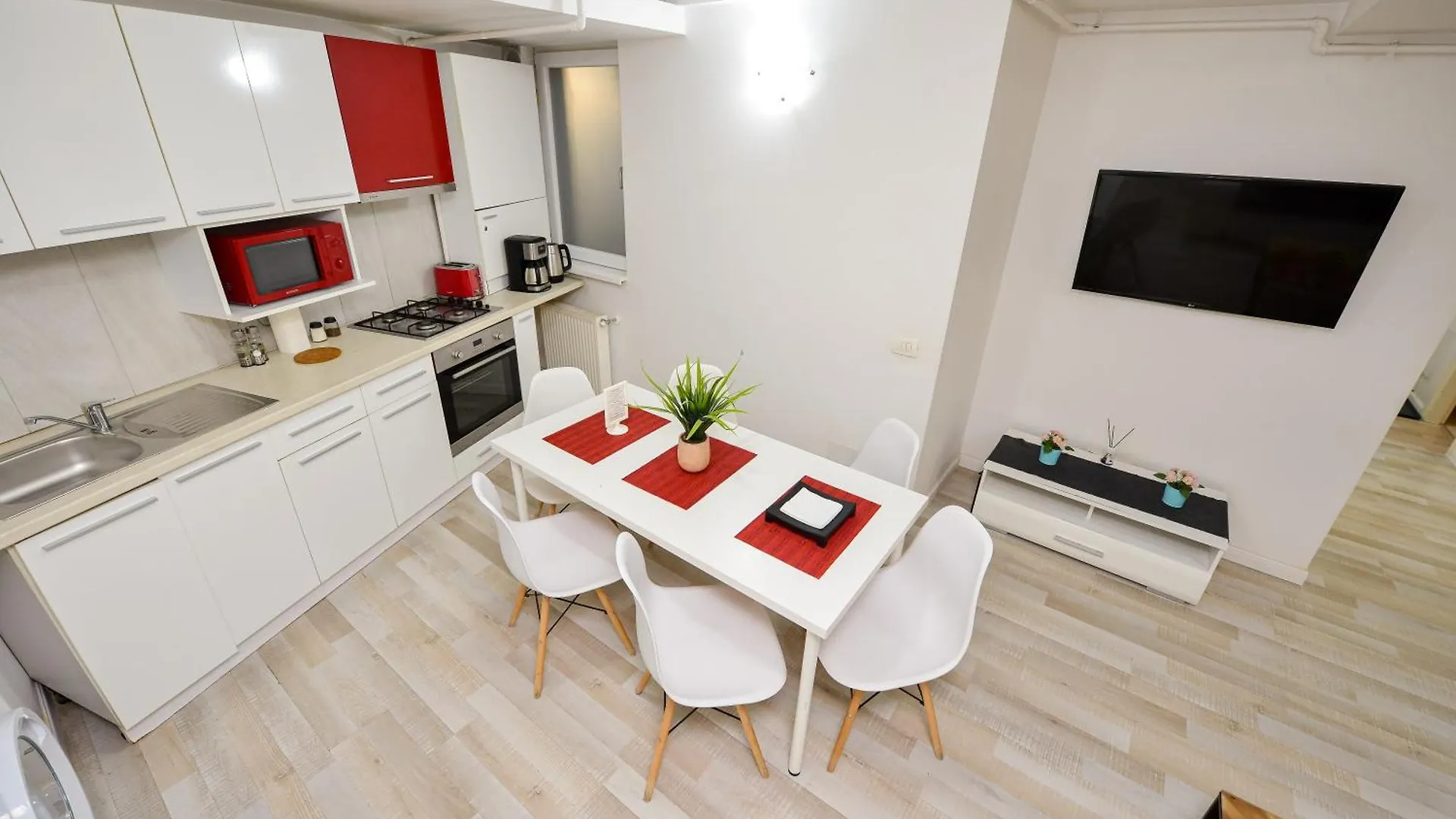 Bucharest Central Apartments & Suites