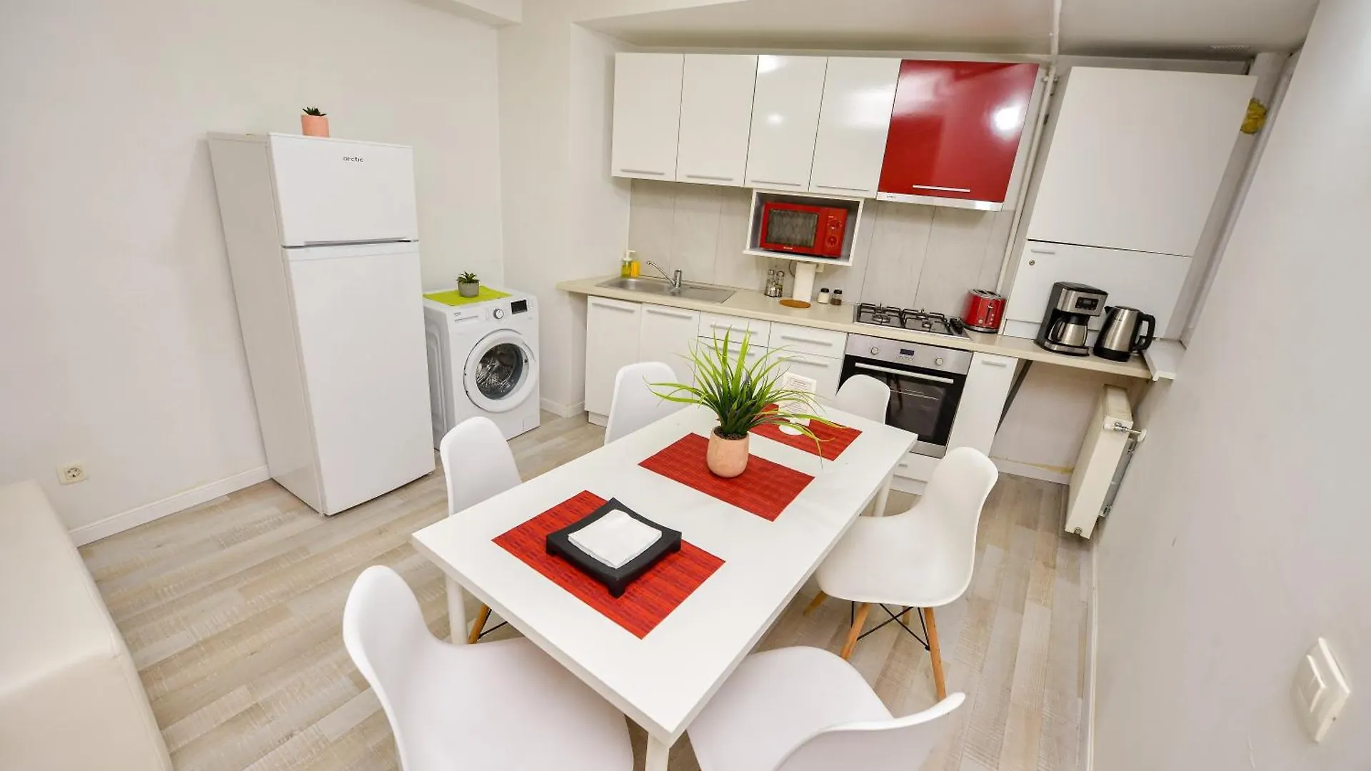 Bucharest Central Apartments & Suites