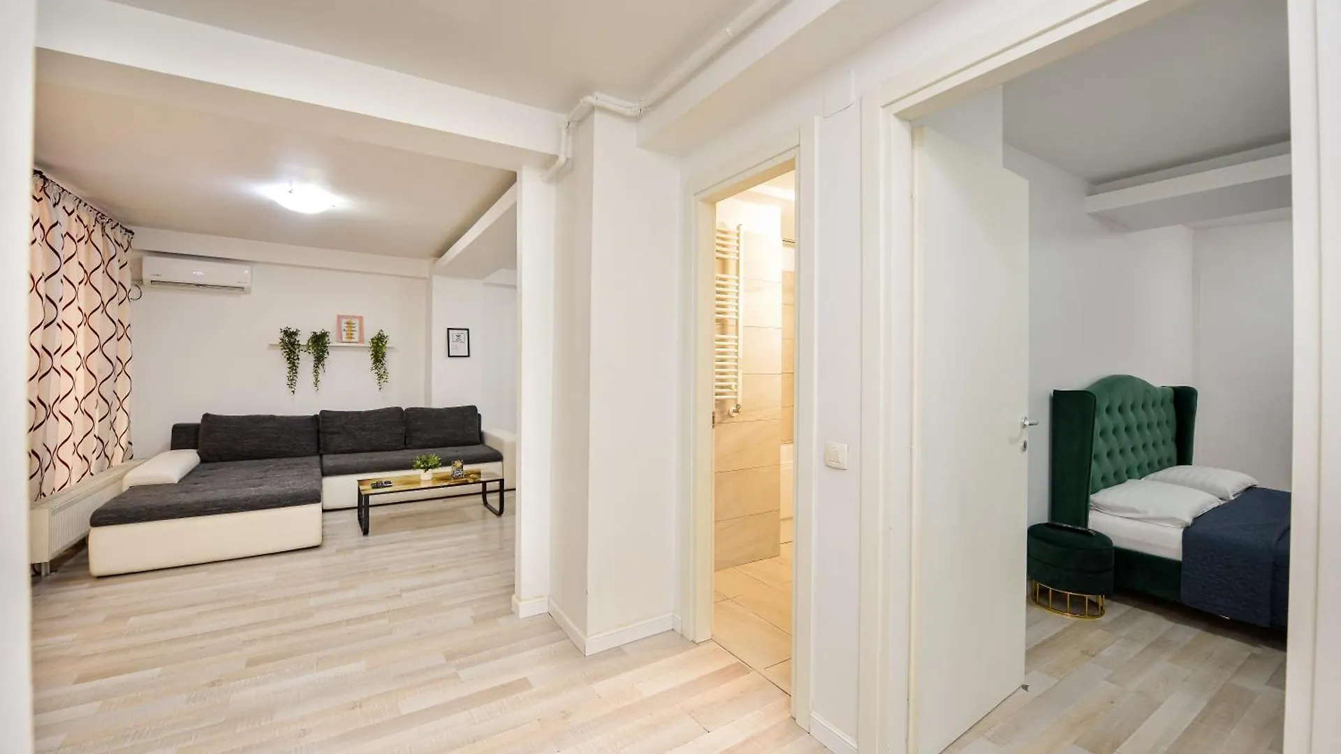 Bucharest Central Apartments & Suites
